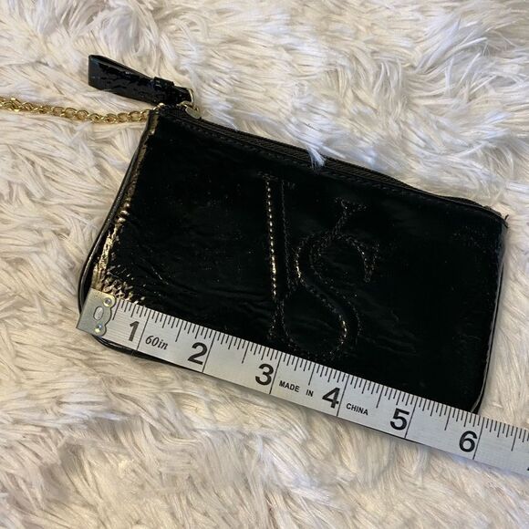 Victoria’s Secret Black Change Purse Llama Sponge - Picture 10 of 11